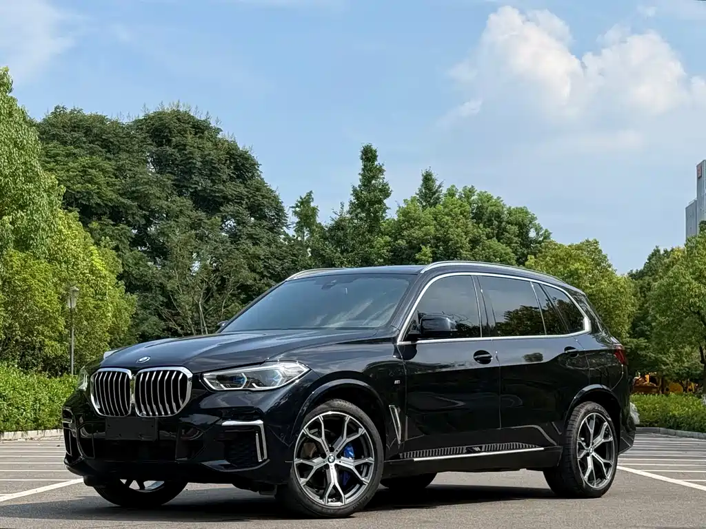 BMW X5 2023 — фото 1
