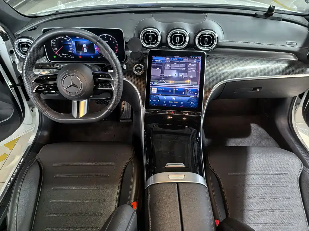 Mercedes-Benz C-Class 2024 — фото 16