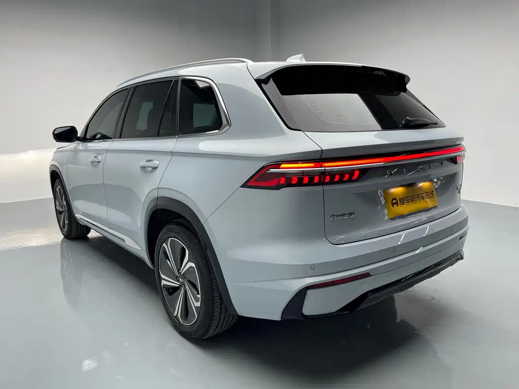 Geely Xingyue L 2022 — фото 16
