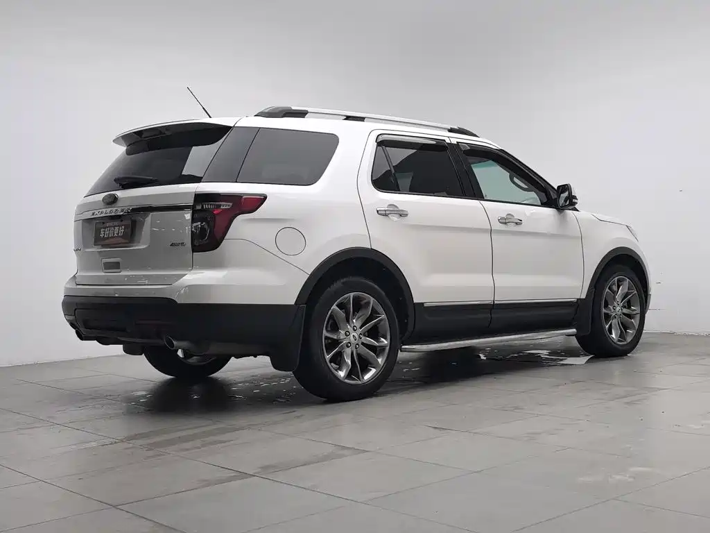 Ford Explorer 2013 — фото 2