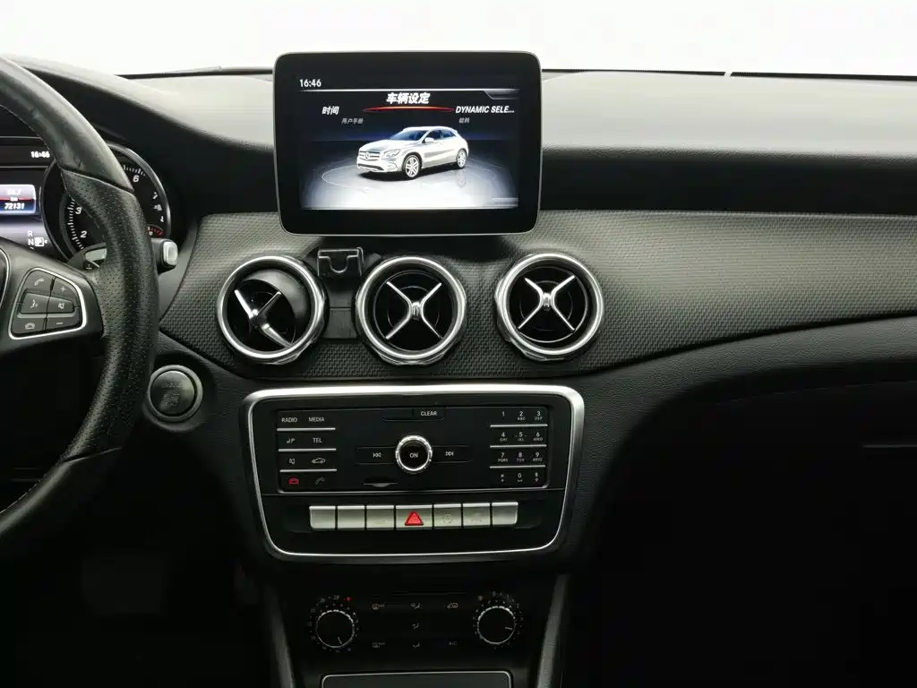 Mercedes-Benz GLA 2019 — фото 12