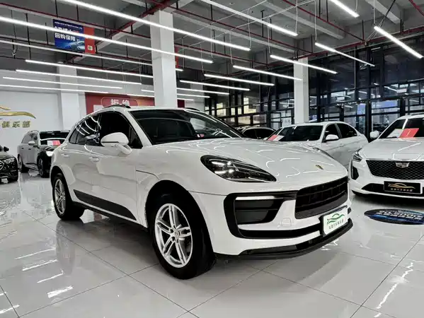 Porsche Macan 2023