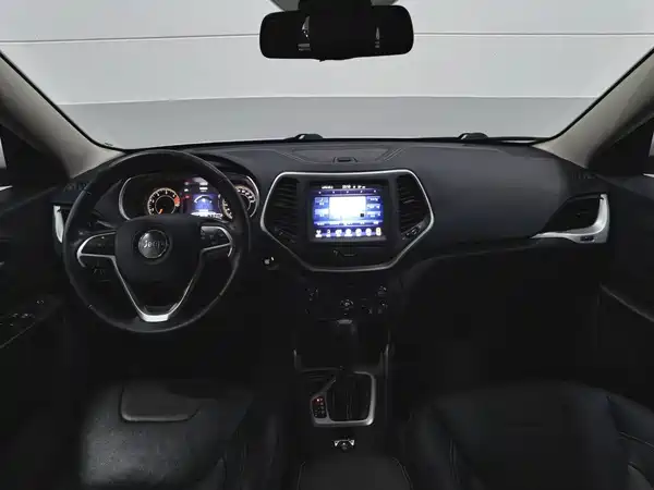 Jeep Cherokee 2018