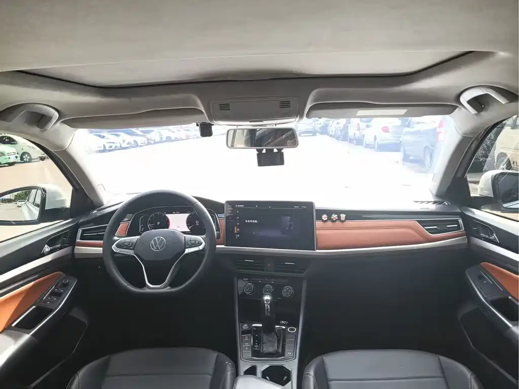Volkswagen Bora 2023