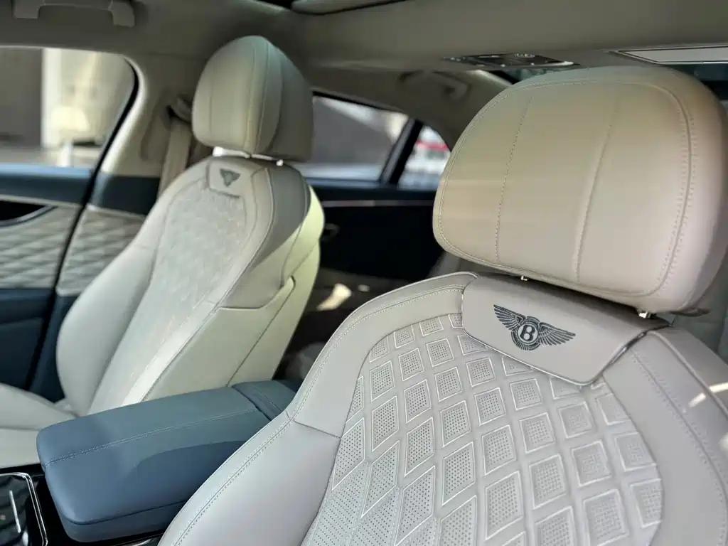 Bentley Flying Spur 2022 — фото 8