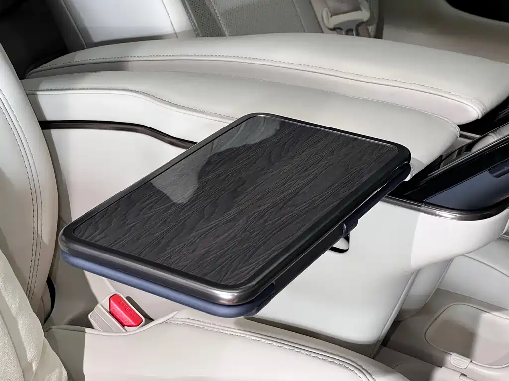 Toyota Vellfire 2025 — фото 12
