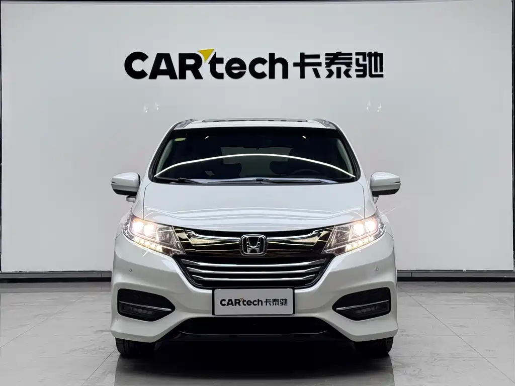 Honda Odyssey 2020 — фото 2