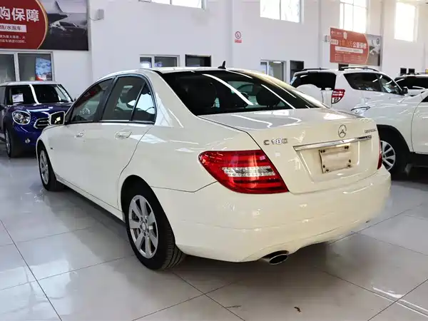 Mercedes-Benz C-Class 2012