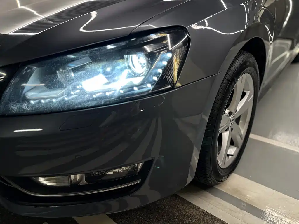 Volkswagen Passat 2015 — фото 5