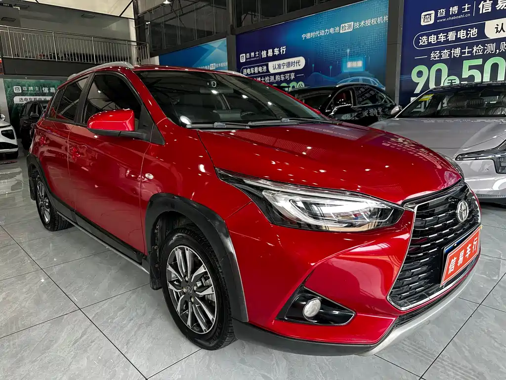 Toyota Yaris L 2021 — фото 2