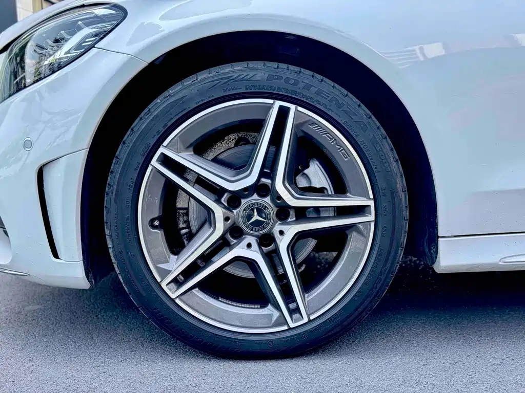 Mercedes-Benz C-Class 2021