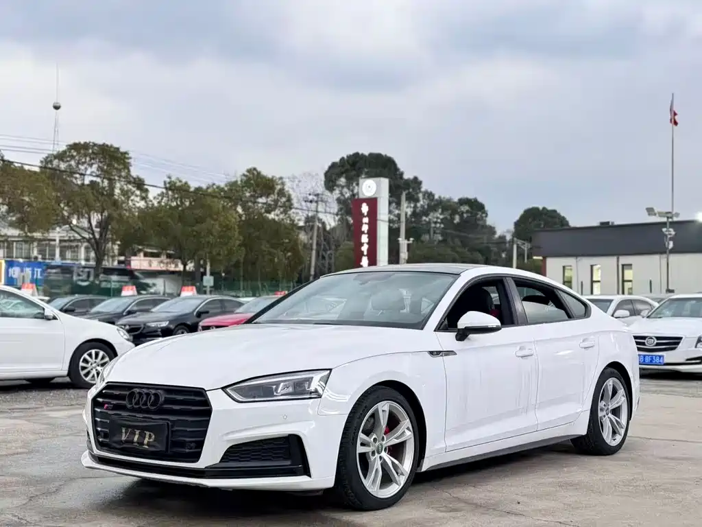 Audi A5 2020 — фото 1
