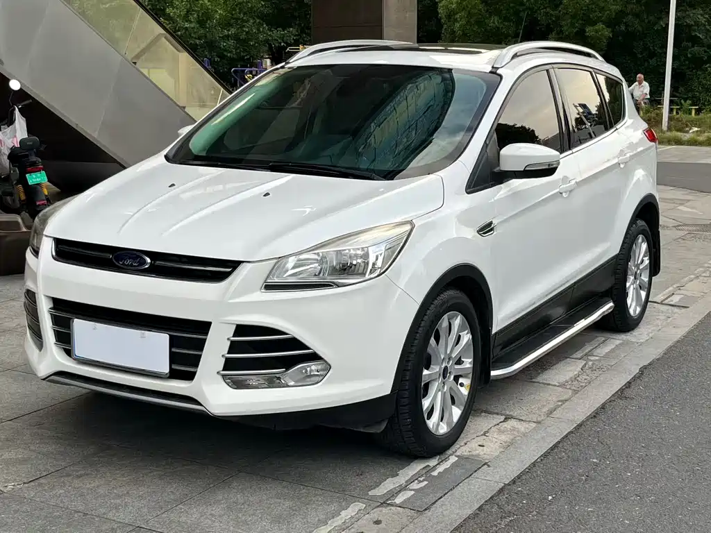 Ford Kuga 2016
