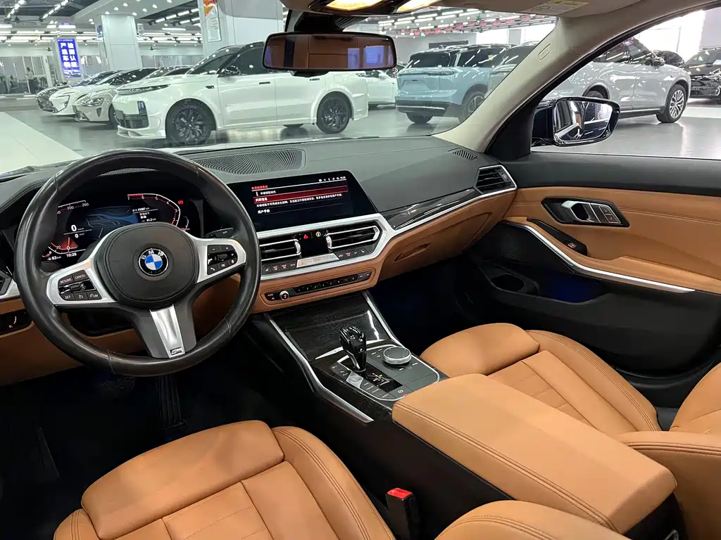 BMW 3 Series 2020 — фото 11