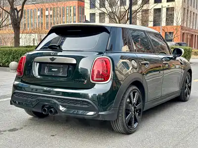 MINI MINI 2022