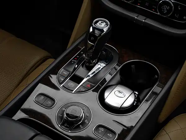 Bentley Bentayga 2016