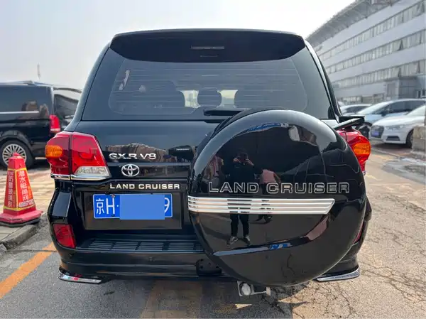 Toyota Land Cruiser 2015