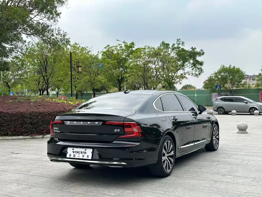 Volvo S90 2021 — фото 12