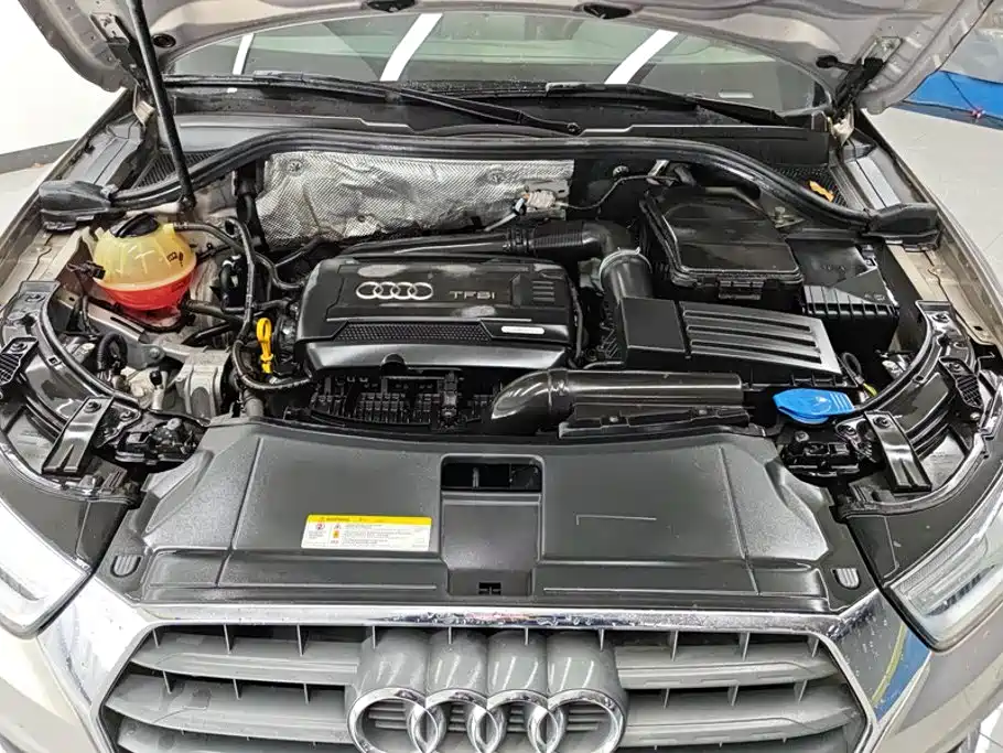 Audi Q3 2017 — фото 10