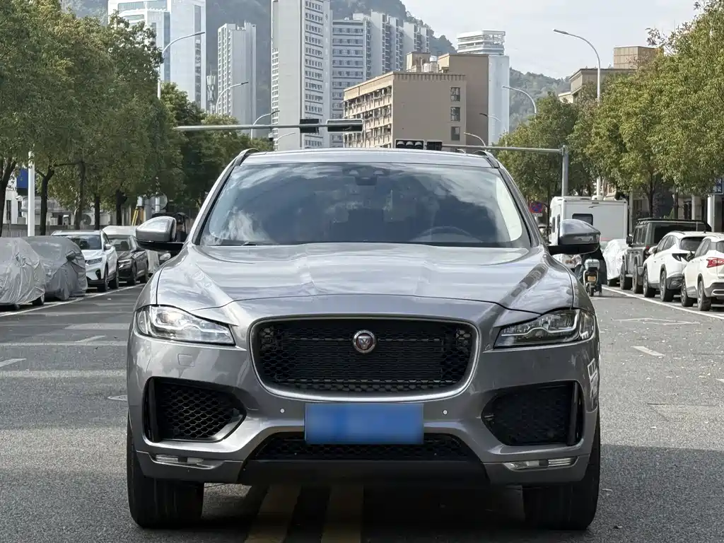 Jaguar F-PACE 2021 — фото 2