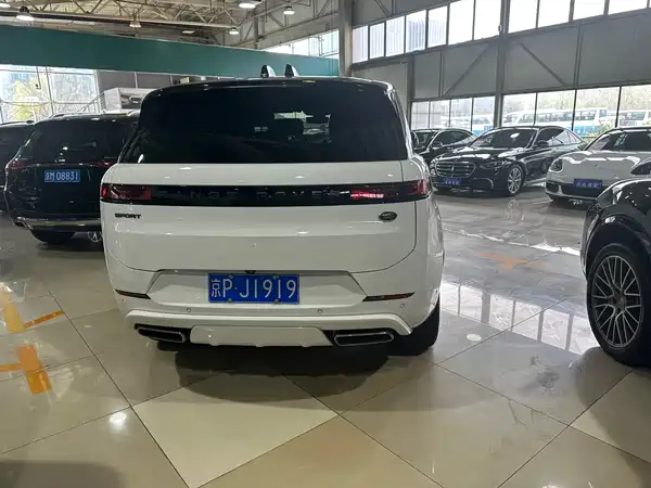 Land Rover Range Rover Sport 2024