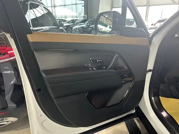 Land Rover Range Rover Sport 2024