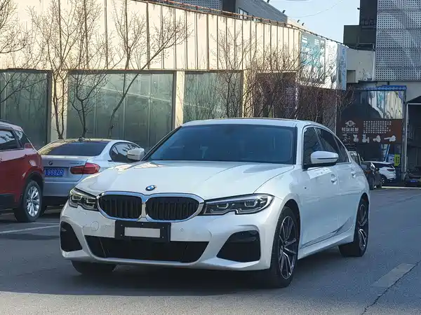 BMW 3 Series 2022