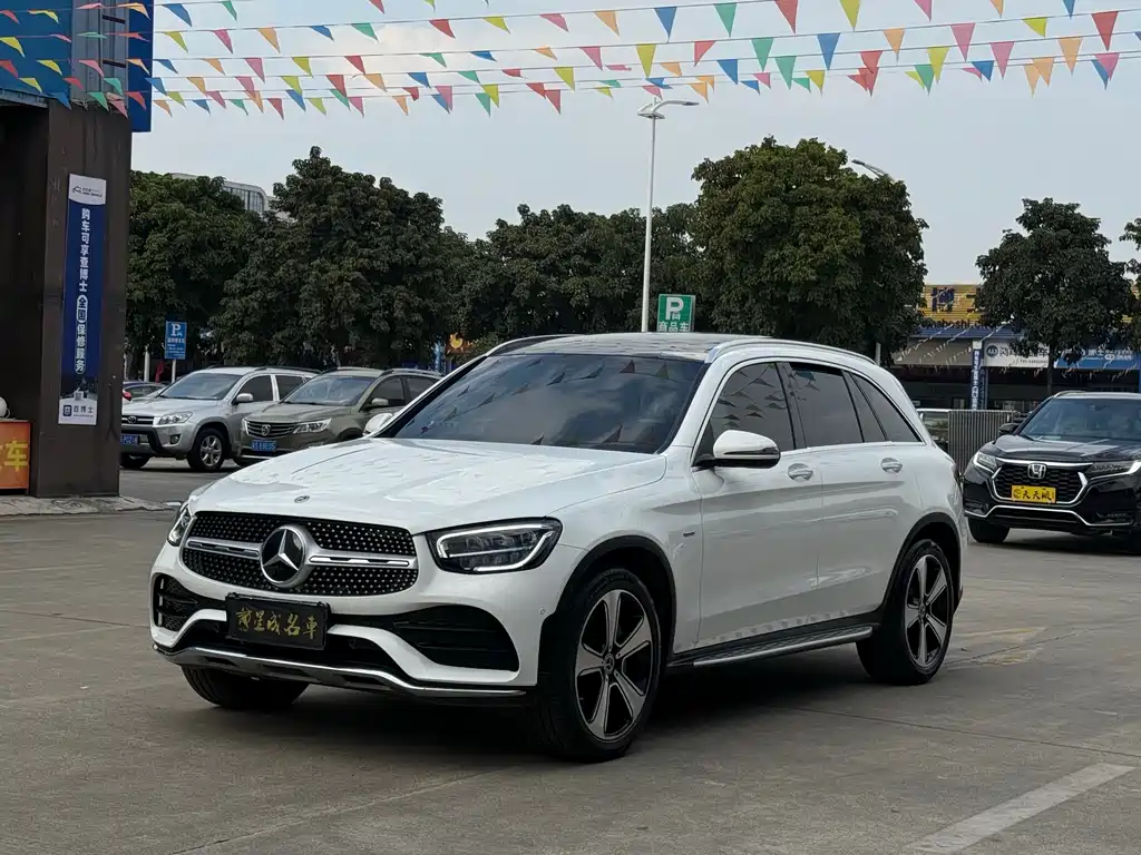 Mercedes-Benz GLC 2022 — фото 2