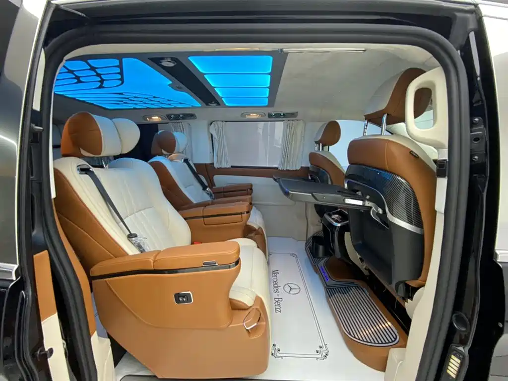 Mercedes-Benz Vito 2023 — фото 19