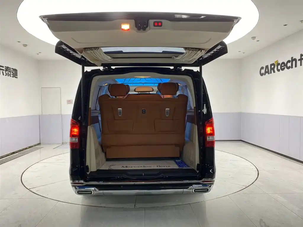 Mercedes-Benz Vito 2023 — фото 25