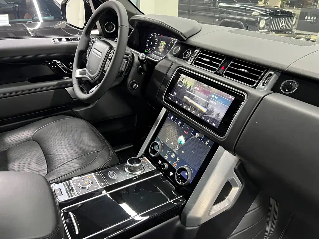 Land Rover Range Rover 2018 — фото 23