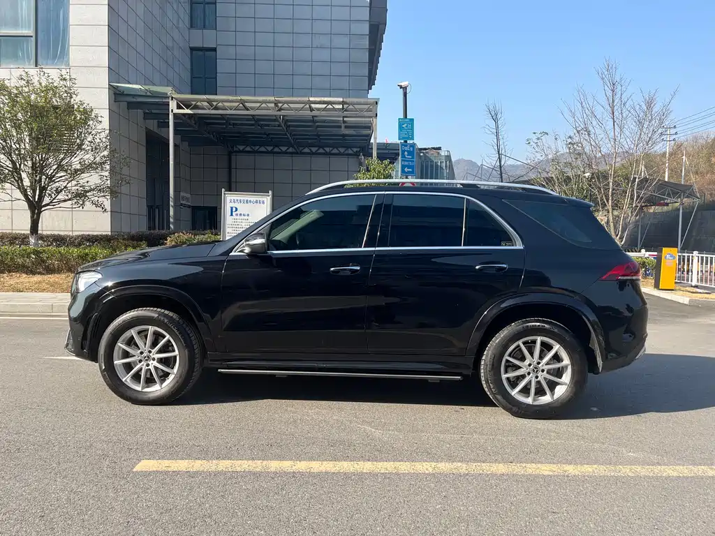 Mercedes-Benz GLE 2021 — фото 3