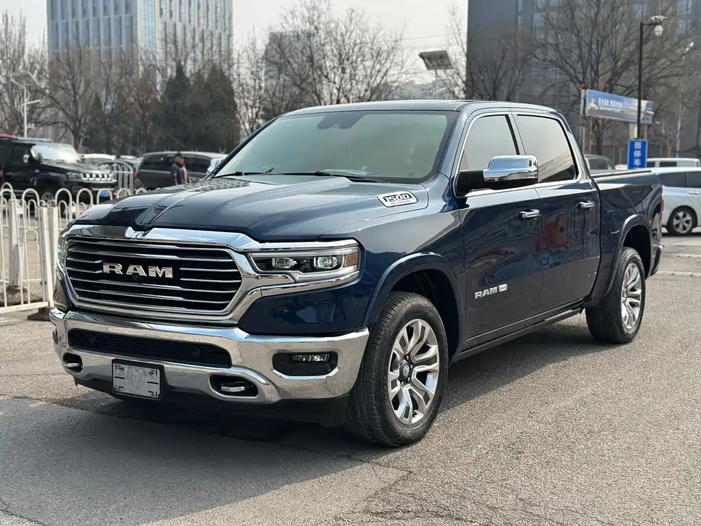 RAM Trucks 2020 — фото 1