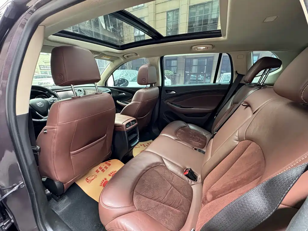 Buick Envision Plus 2017 — фото 10