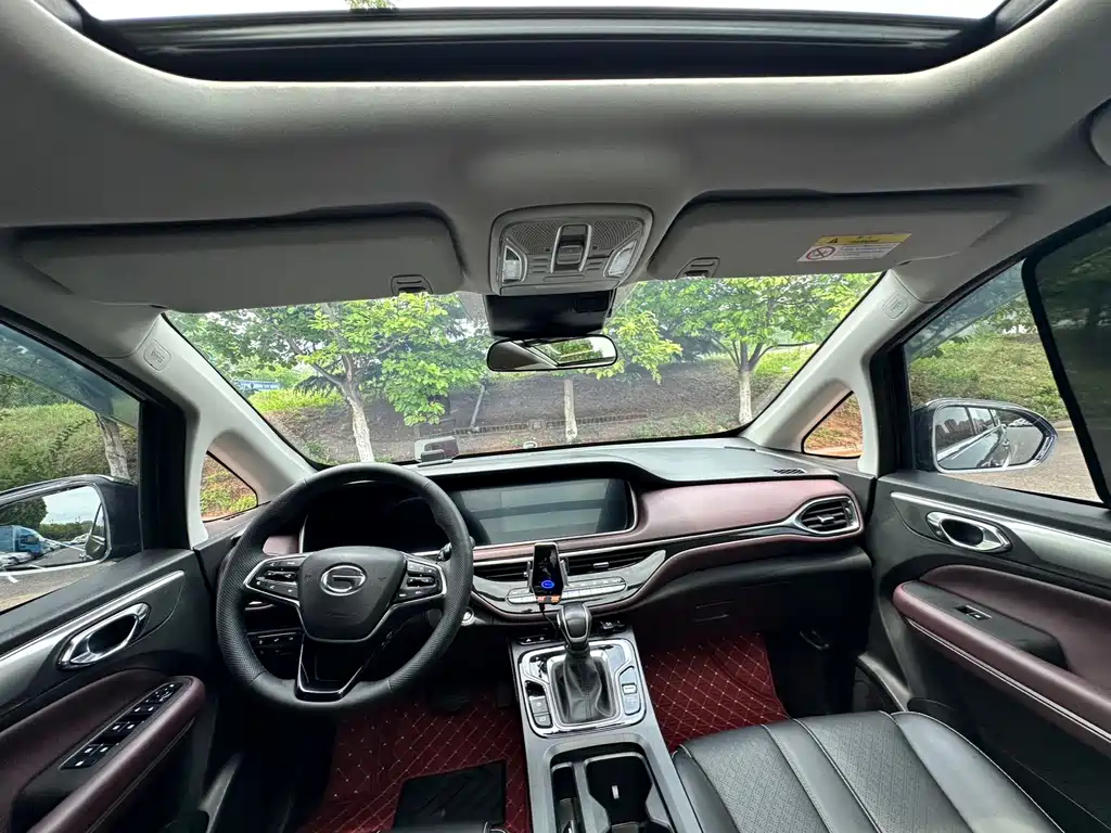 GAC Motor Trumpchi M6 2022 — фото 10