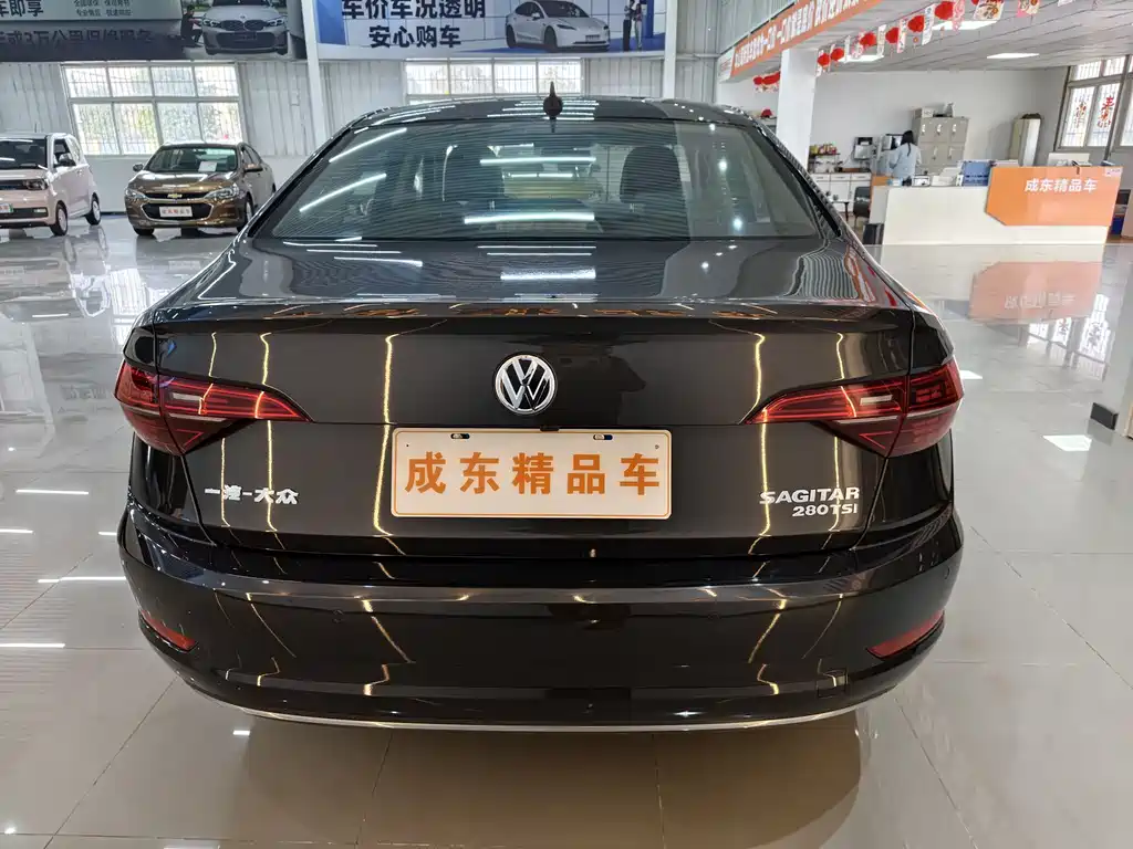 Volkswagen Sagitar 2021
