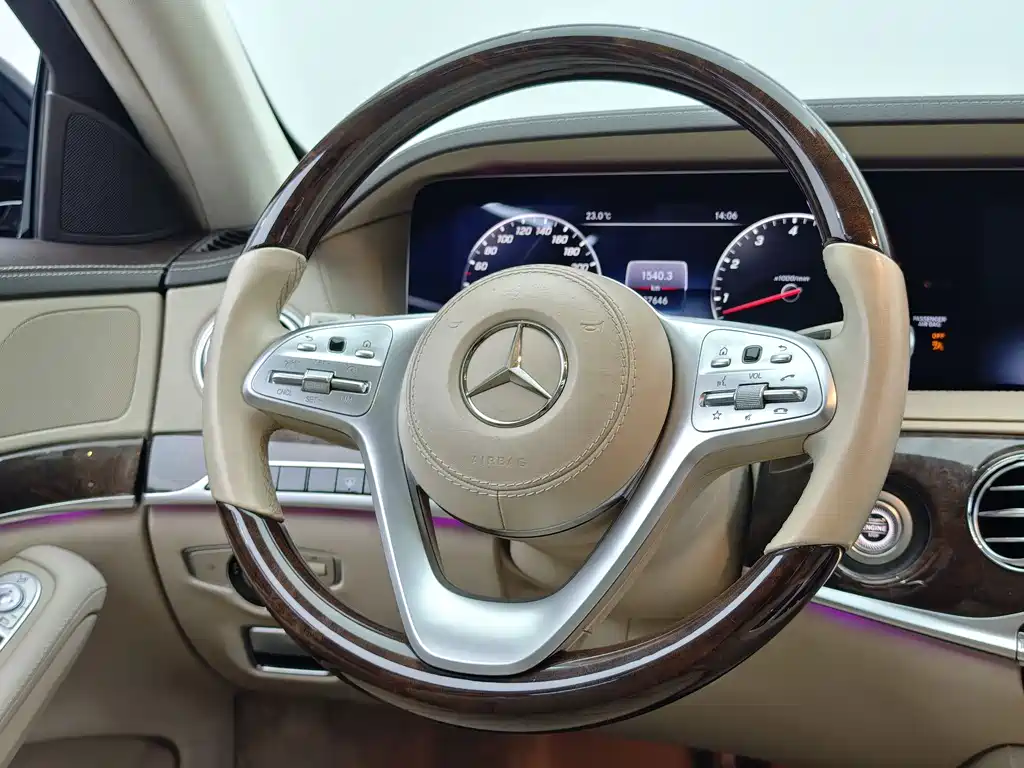 Mercedes-Benz S-Class 2019 — фото 13