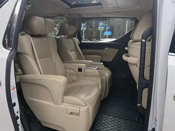 Toyota Alphard 2018