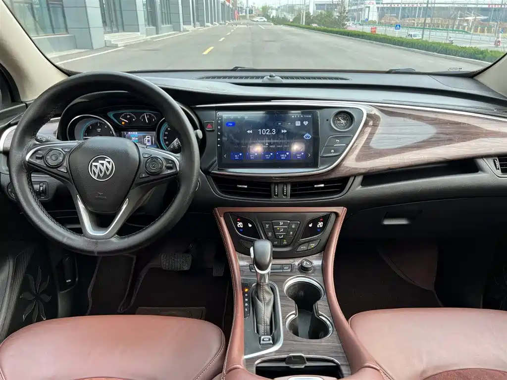 Buick Envision Plus 2017 — фото 8