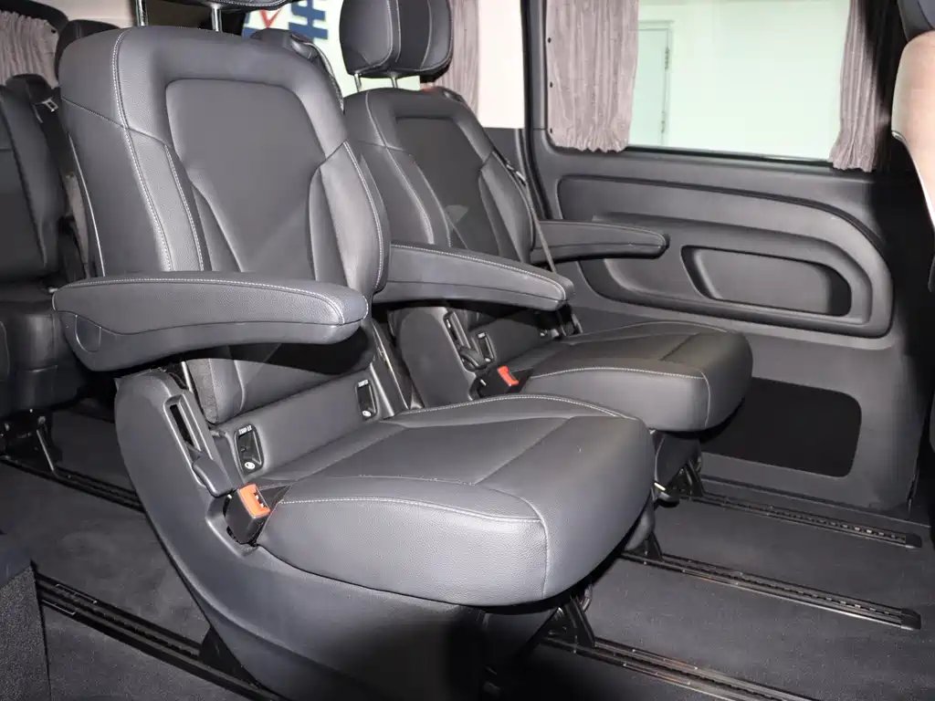 Mercedes-Benz Vito 2021 — фото 10