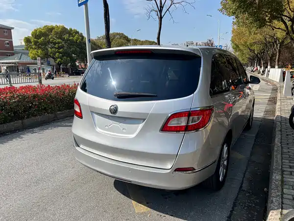 Buick GL8 2013