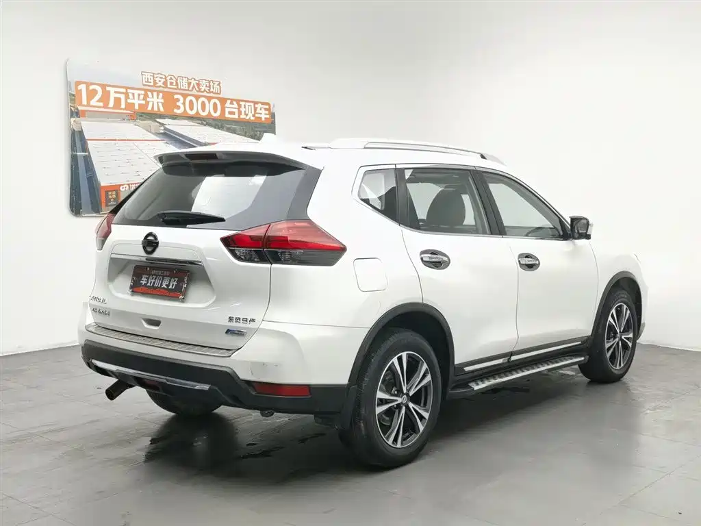 Nissan X-Trail 2018 — фото 2