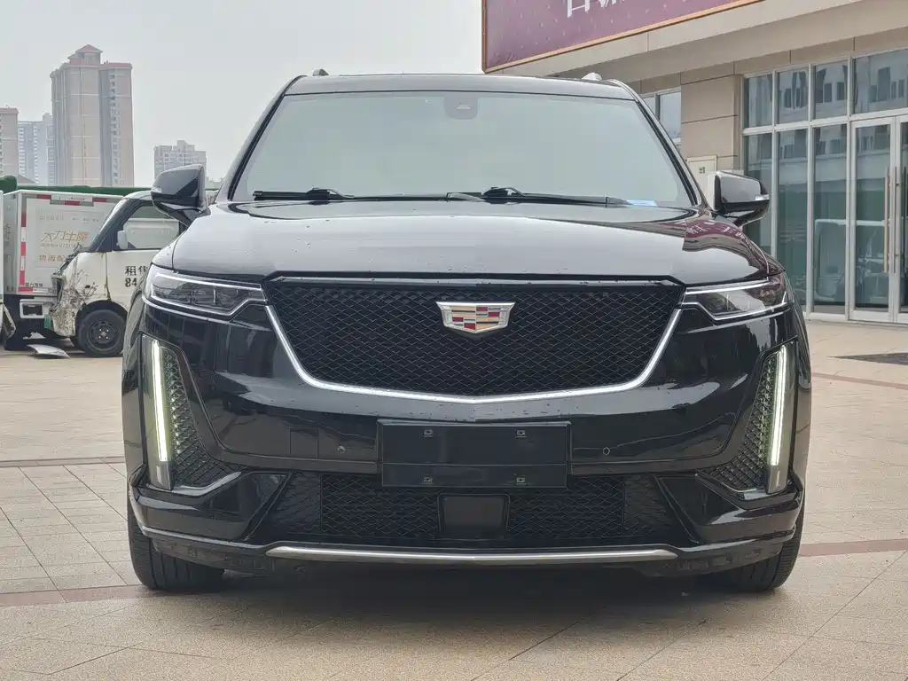 Cadillac XT6 2021 — фото 2