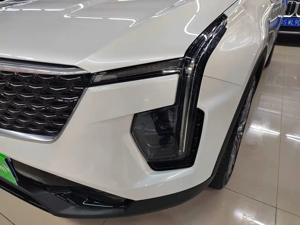 Cadillac XT4 2024 — фото 18