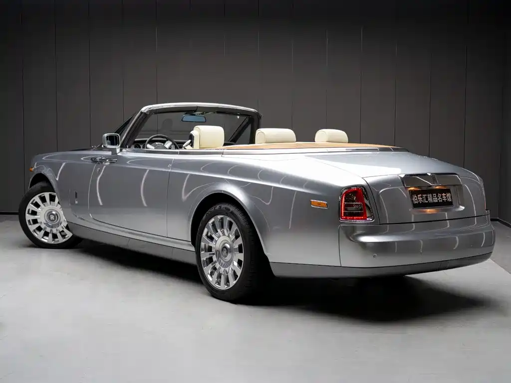 Rolls-Royce Phantom 2009 — фото 4