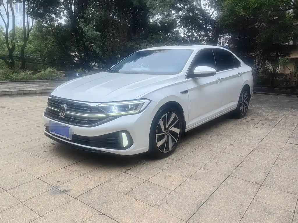 Volkswagen Sagitar 2022