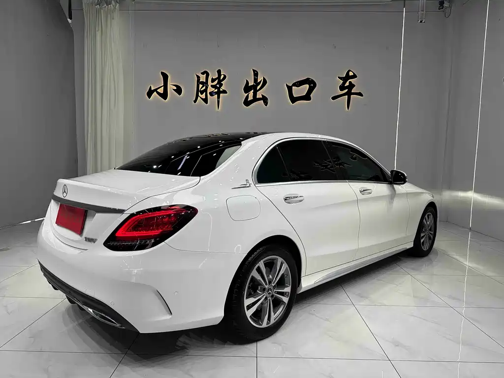 Mercedes-Benz C-Class 2021