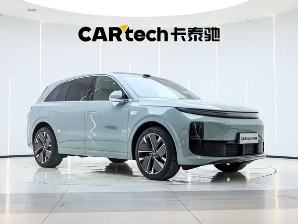 Li Auto L6 2025