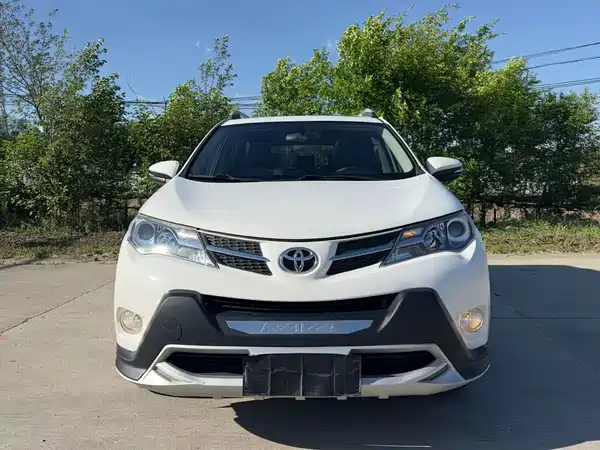 Toyota RAV4 2013