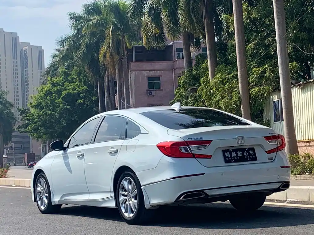 Honda Accord 2019 — фото 5